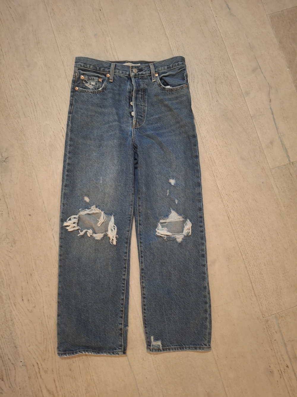 Women's Distressed Blue Denim Jeans - Classic Straight Fit
